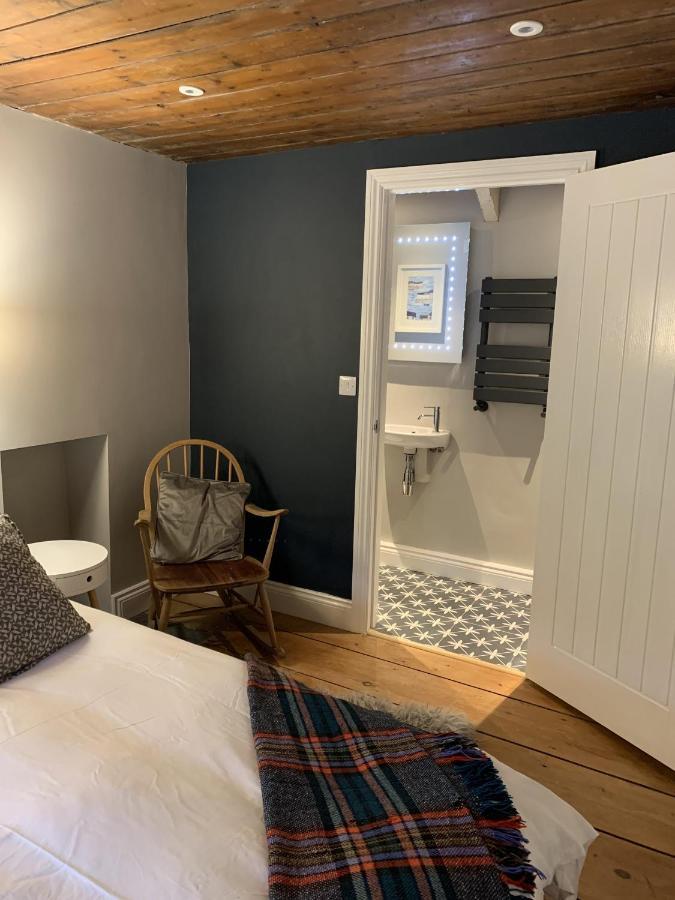 Min-Y-Fford Sleeps 6 Plus Pet Newport  Exteriör bild
